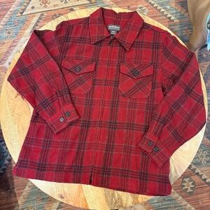 Woolrich women’s Red Plaid Jacket size M